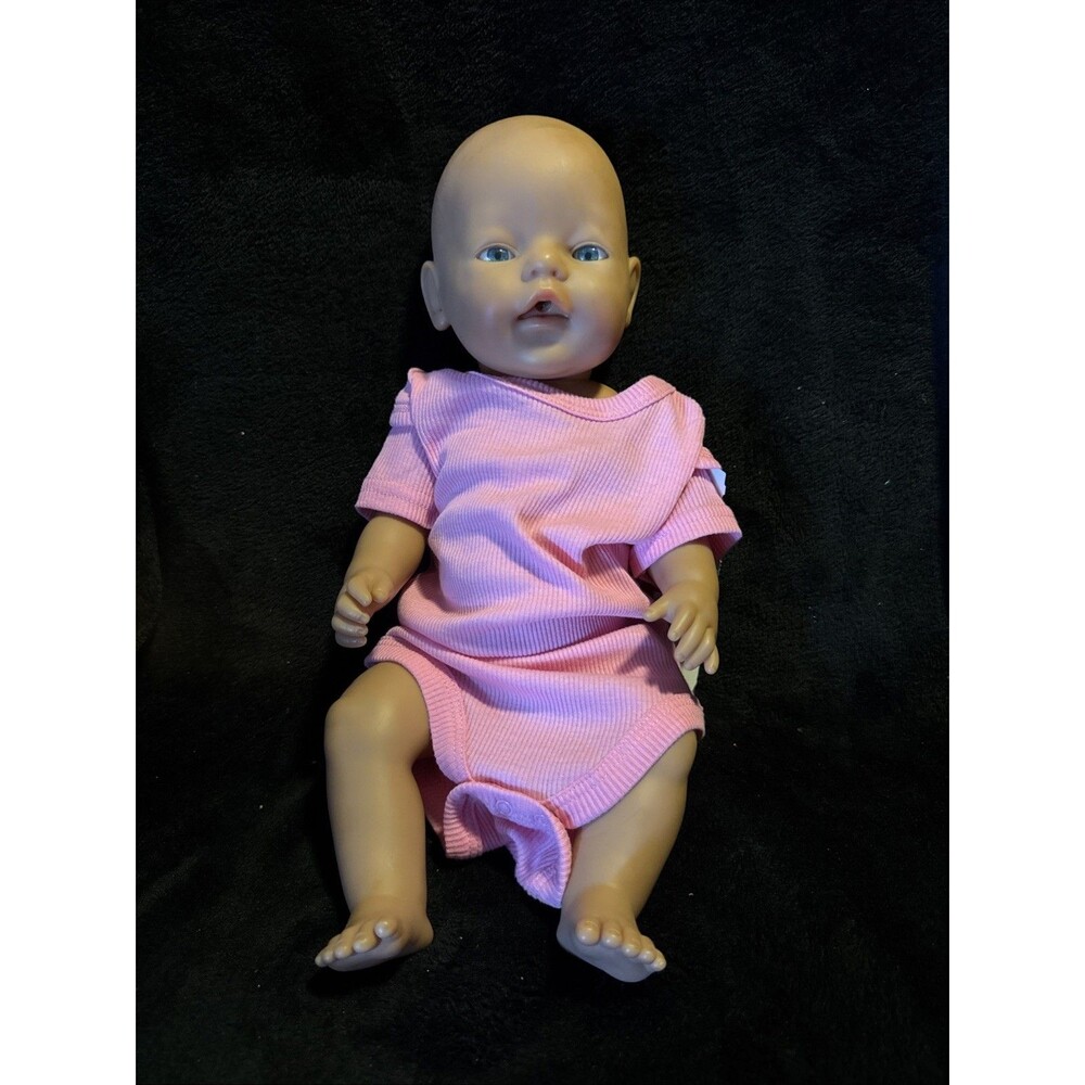 17" Zapf Creations Rodental blue eyed drink/wet doll 2006 0-96472
